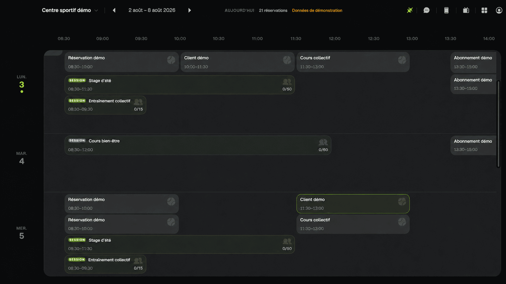 Interface de démonstration de Spotbase montrant un calendrier de réservation d’installations